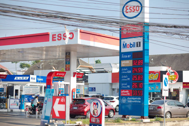 Điều chỉnh tăng giá xăng dầu từ 15 giờ ngày 21/01/2022